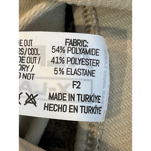 Alphalete Stratus Crop Tank in Color Linen Size XL - Picture 7 of 9